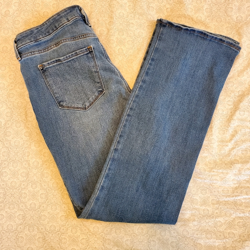Old Navy size 10 Kicker boot cut mid-rise jeans